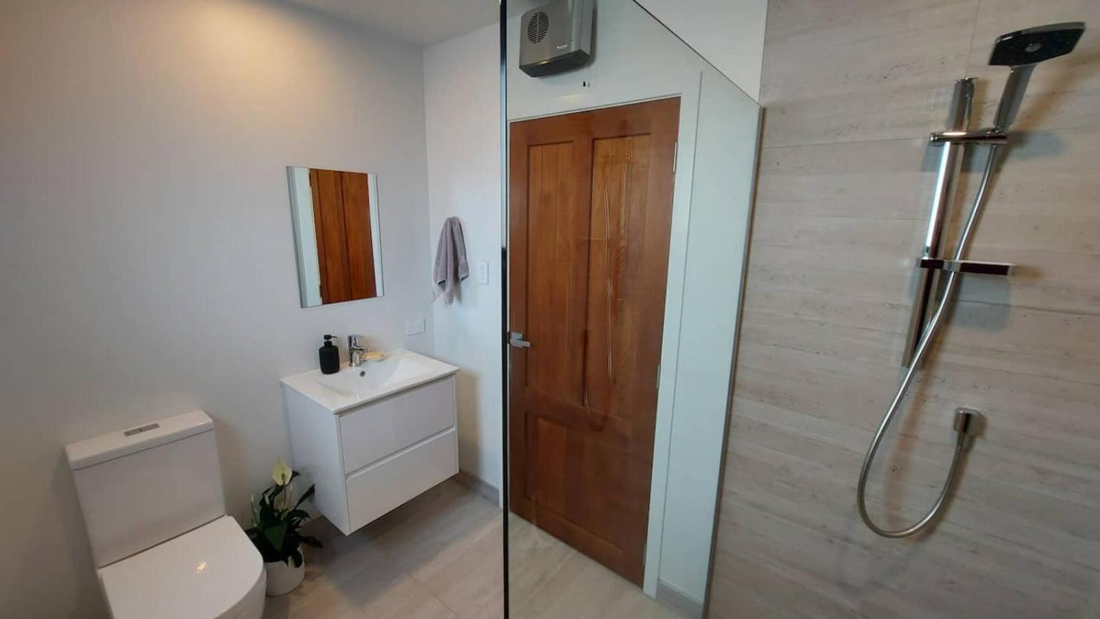 Sleek Suite By The Sand 1-Bedroom Dunedin Zewnętrze zdjęcie