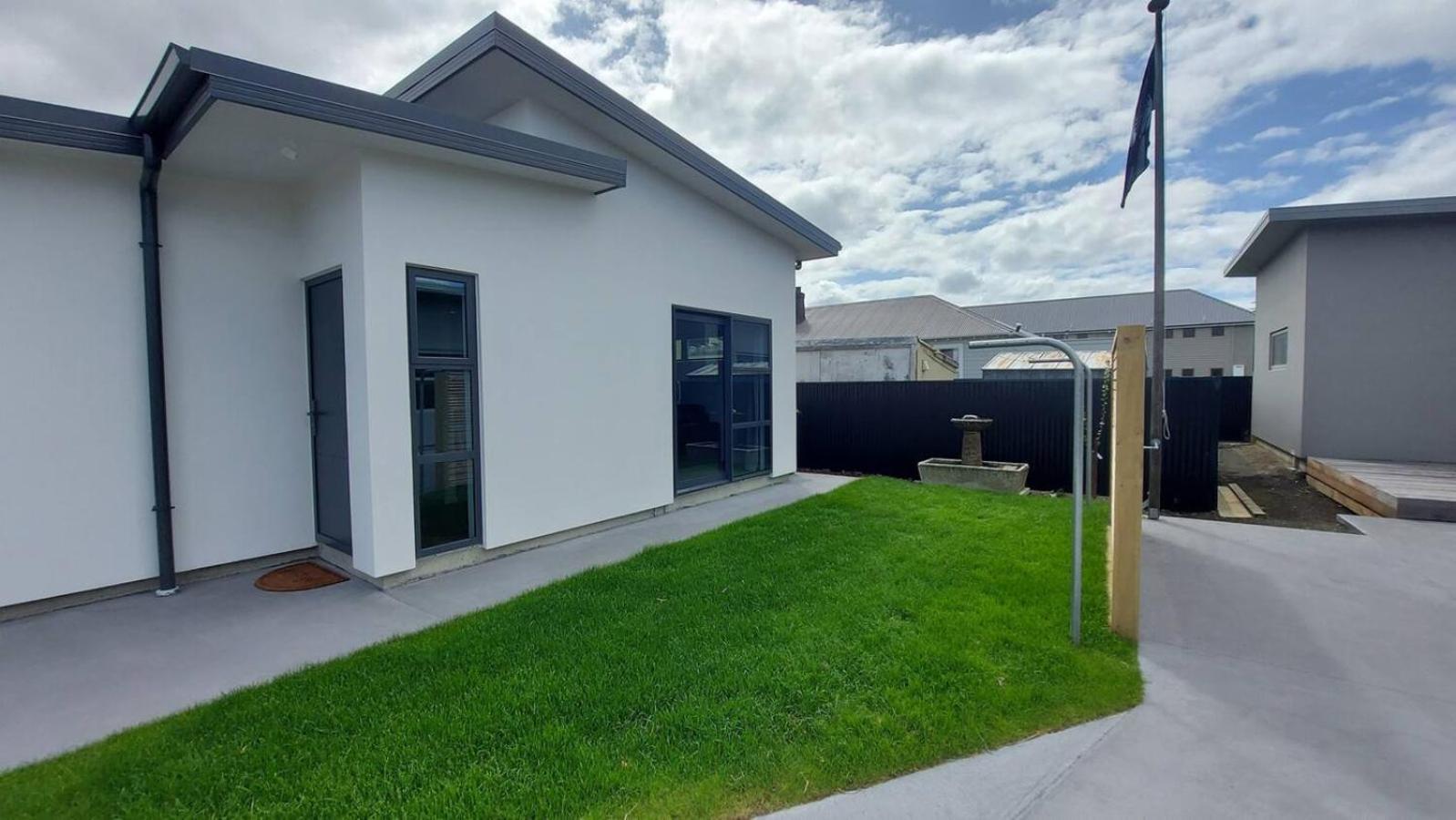 Sleek Suite By The Sand 1-Bedroom Dunedin Zewnętrze zdjęcie